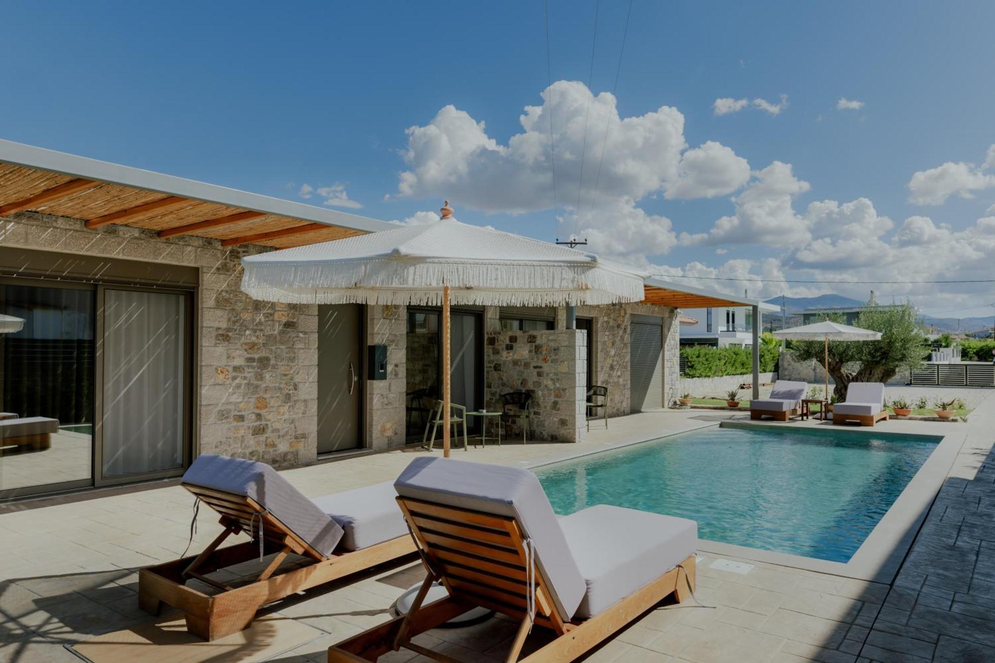 Niama Luxury Apartments Nafplio Exterior photo