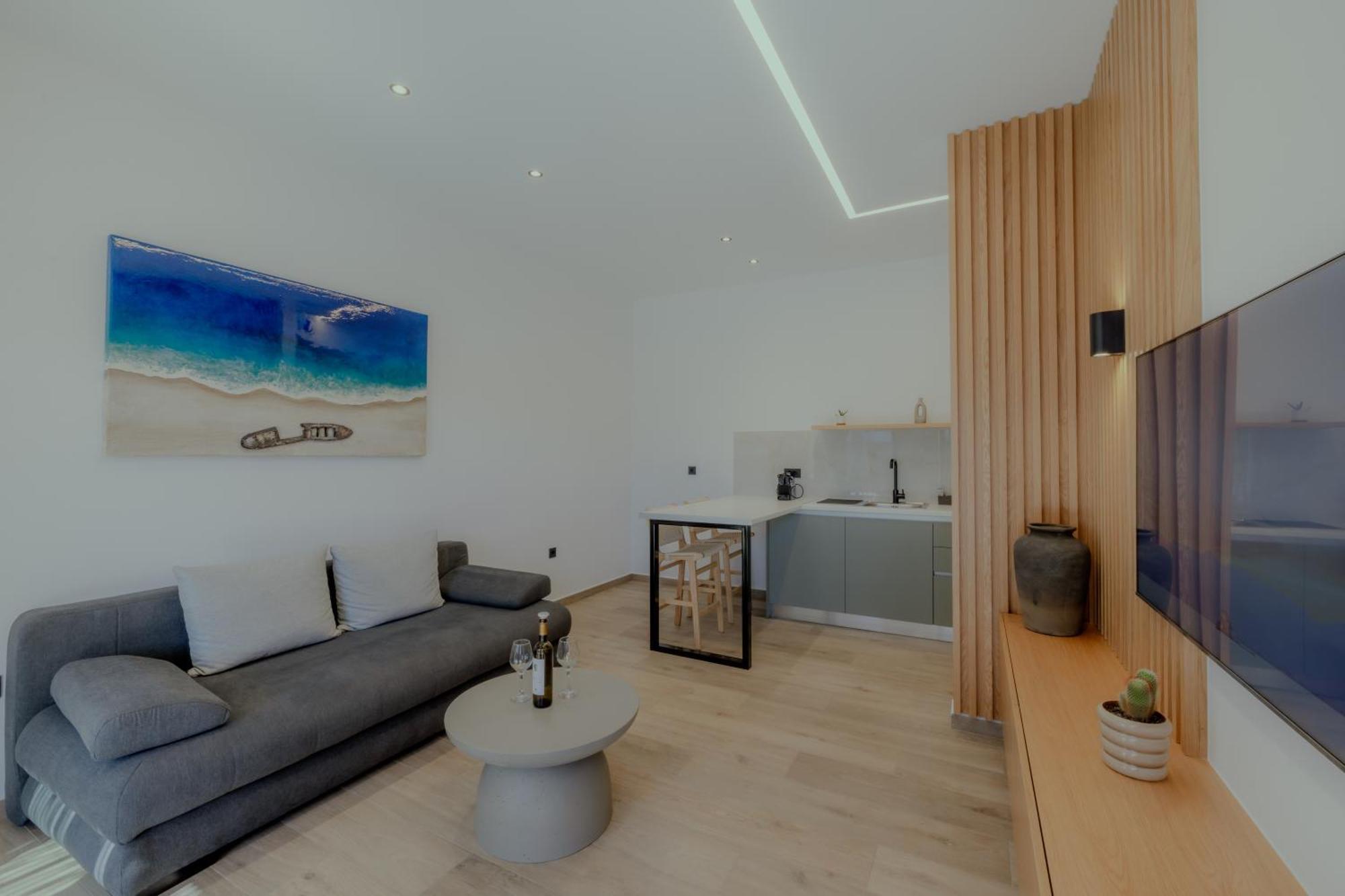 Niama Luxury Apartments Nafplio Exterior photo